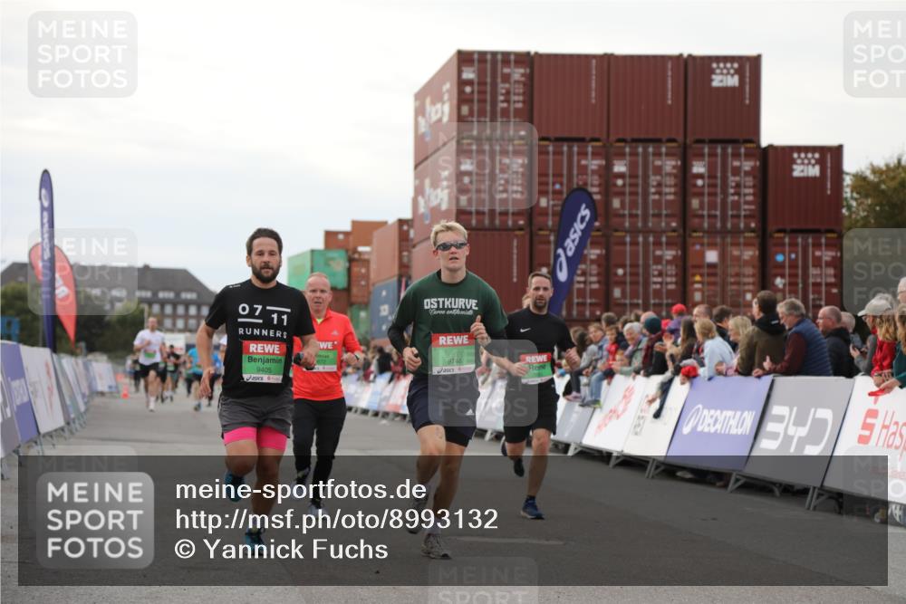 03.10.2025 - Köhlbrandbrückenlauf Yannick Fuchs http://msf.ph/oto/8993132 03.10.2025 16:03:53 Ziel 7257, 7811, 7862, 9405, 9473, 9672, 9730, 9744, 9746 meine-sportfotos.de