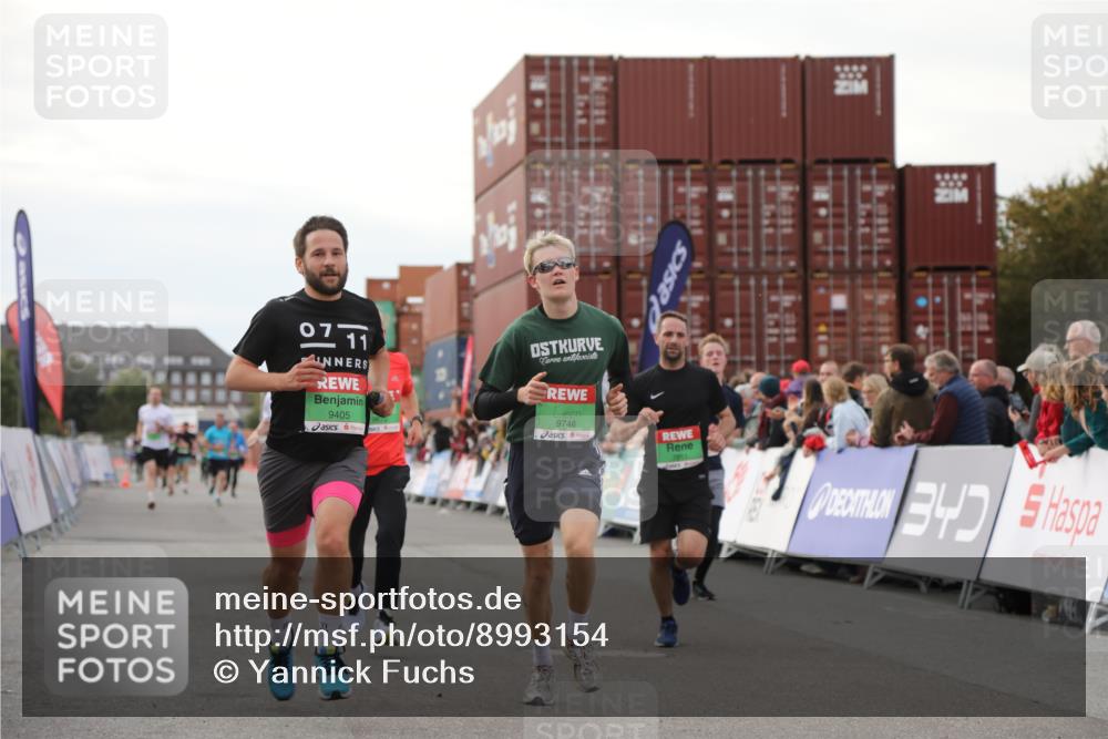 03.10.2025 - Köhlbrandbrückenlauf Yannick Fuchs http://msf.ph/oto/8993154 03.10.2025 16:03:53 Ziel 7257, 7811, 7862, 9405, 9473, 9672, 9730, 9744, 9746 meine-sportfotos.de