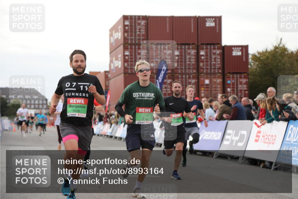 03.10.2025 - Köhlbrandbrückenlauf Yannick Fuchs http://msf.ph/oto/8993164 03.10.2025 16:03:54 Ziel 7257, 7811, 7862, 9405, 9473, 9672, 9730, 9744, 9746 meine-sportfotos.de