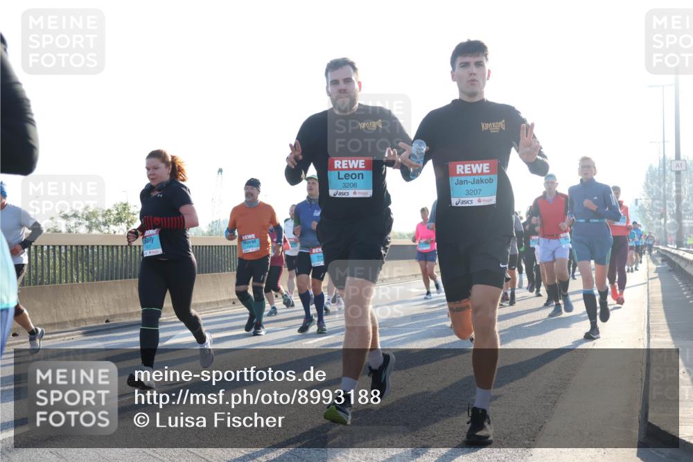 03.10.2025 - Köhlbrandbrückenlauf Luisa Fischer http://msf.ph/oto/8993188 03.10.2025 10:19:11 Position 3 3206, 3207 meine-sportfotos.de