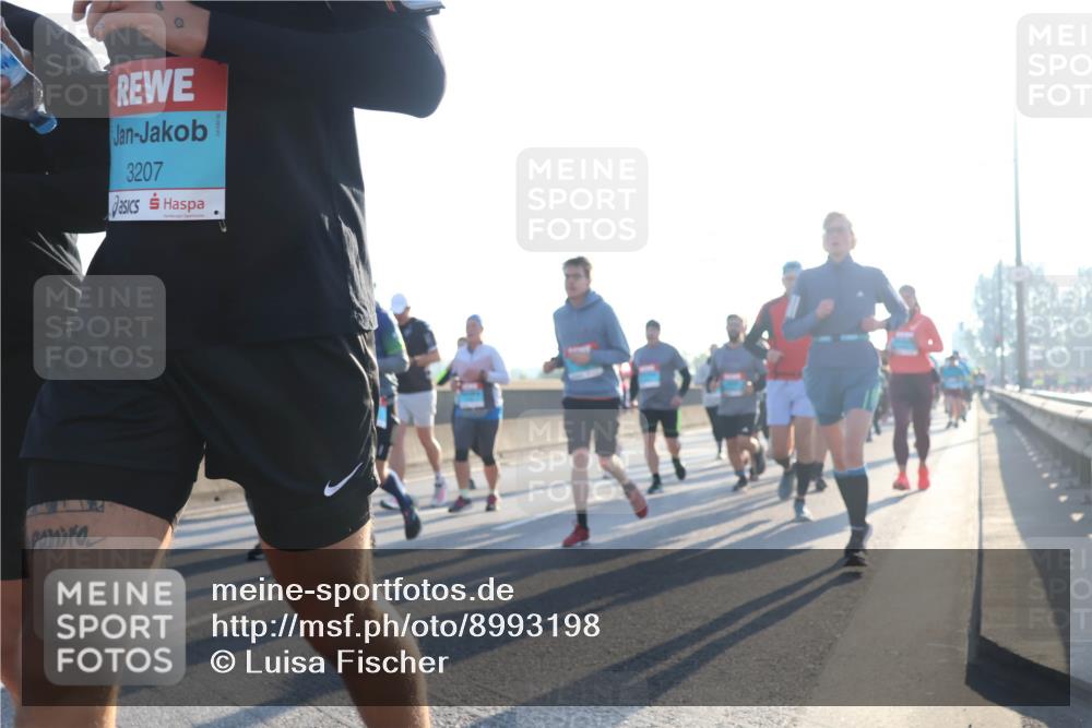 03.10.2025 - Köhlbrandbrückenlauf Luisa Fischer http://msf.ph/oto/8993198 03.10.2025 10:19:12 Position 3 3207 meine-sportfotos.de