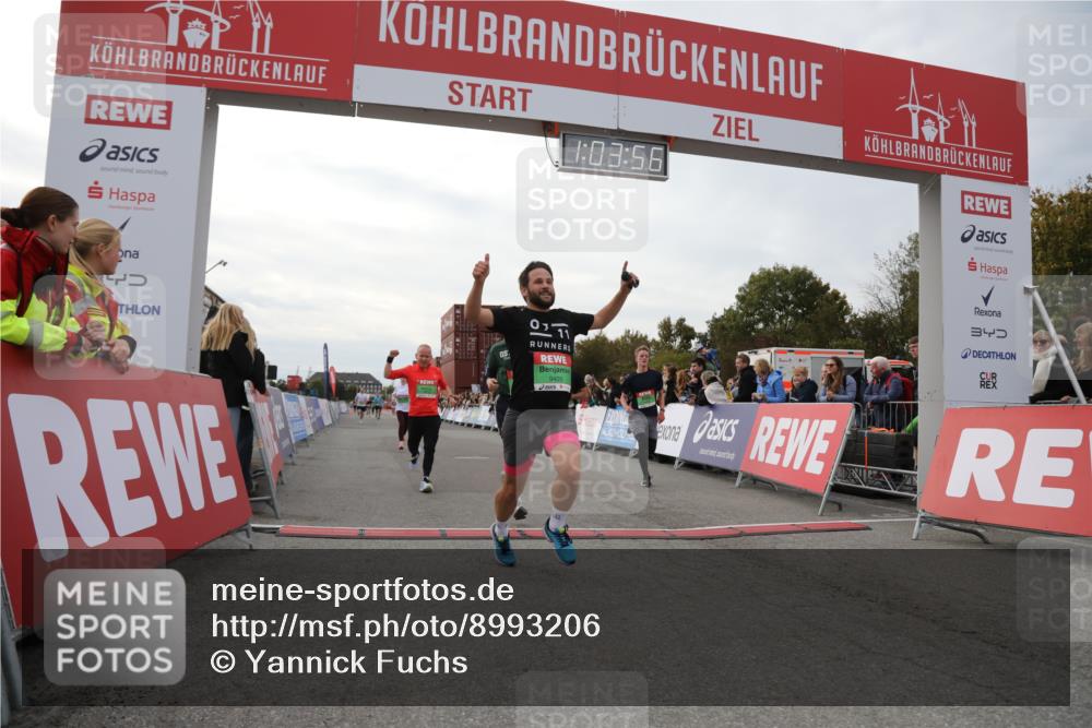 03.10.2025 - Köhlbrandbrückenlauf Yannick Fuchs http://msf.ph/oto/8993206 03.10.2025 16:03:55 Ziel 7257, 7811, 7862, 9405, 9473, 9672, 9744, 9746 meine-sportfotos.de
