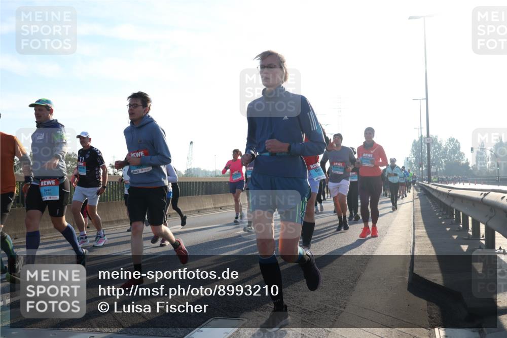 03.10.2025 - Köhlbrandbrückenlauf Luisa Fischer http://msf.ph/oto/8993210 03.10.2025 10:19:13 Position 3 3736, 1708 meine-sportfotos.de
