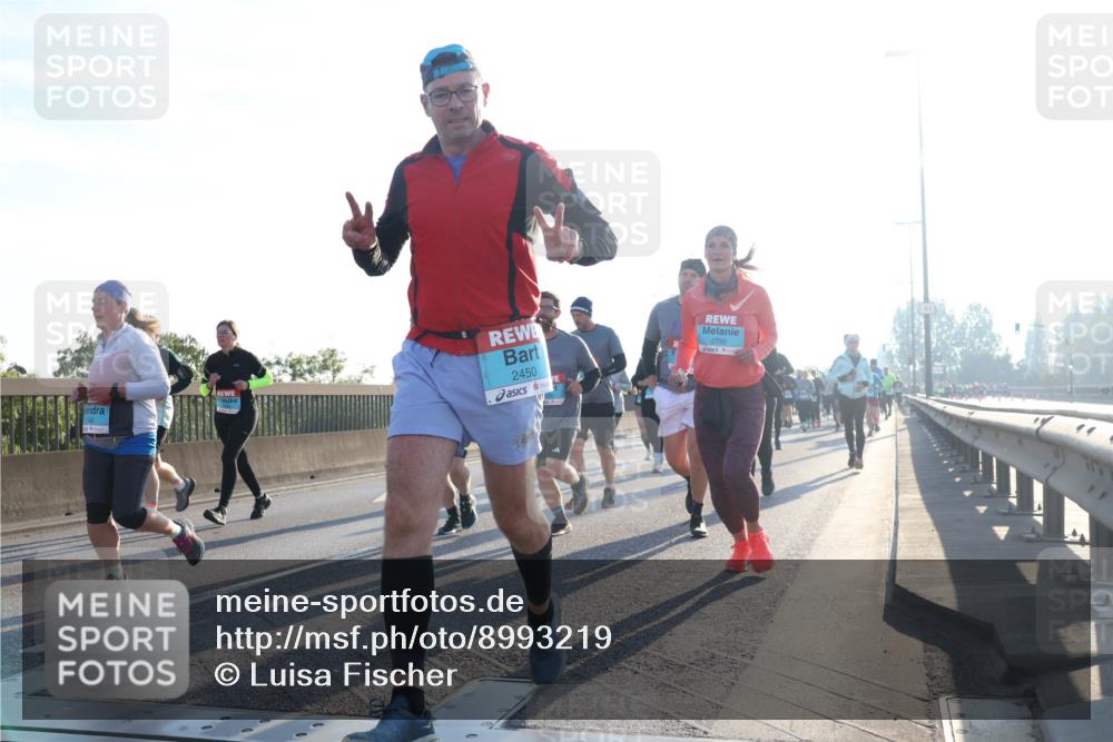 03.10.2025 - Köhlbrandbrückenlauf Luisa Fischer http://msf.ph/oto/8993219 03.10.2025 10:19:14 Position 3 2450, 2790 meine-sportfotos.de