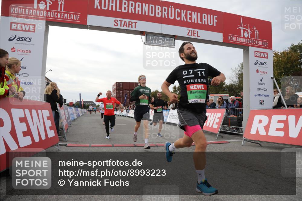 03.10.2025 - Köhlbrandbrückenlauf Yannick Fuchs http://msf.ph/oto/8993223 03.10.2025 16:03:55 Ziel 7257, 7811, 7862, 9405, 9473, 9672, 9744, 9746 meine-sportfotos.de