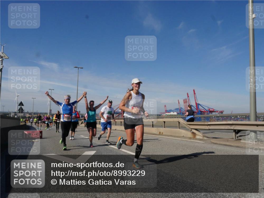 03.10.2025 - Köhlbrandbrückenlauf Matties Gatica Varas http://msf.ph/oto/8993229 03.10.2025 12:45:52 Position 2  meine-sportfotos.de