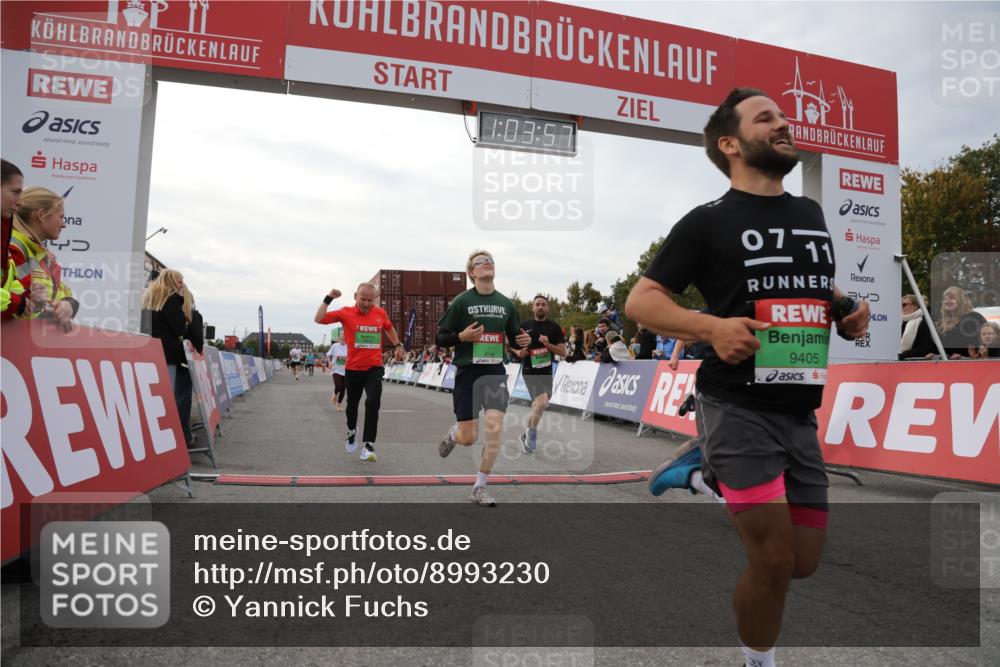 03.10.2025 - Köhlbrandbrückenlauf Yannick Fuchs http://msf.ph/oto/8993230 03.10.2025 16:03:55 Ziel 7257, 7811, 7862, 9405, 9473, 9672, 9744, 9746 meine-sportfotos.de