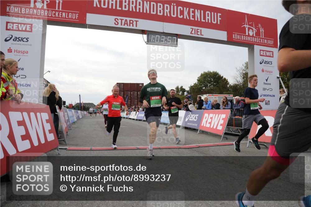 03.10.2025 - Köhlbrandbrückenlauf Yannick Fuchs http://msf.ph/oto/8993237 03.10.2025 16:03:55 Ziel 7257, 7811, 7862, 9405, 9473, 9672, 9744, 9746 meine-sportfotos.de