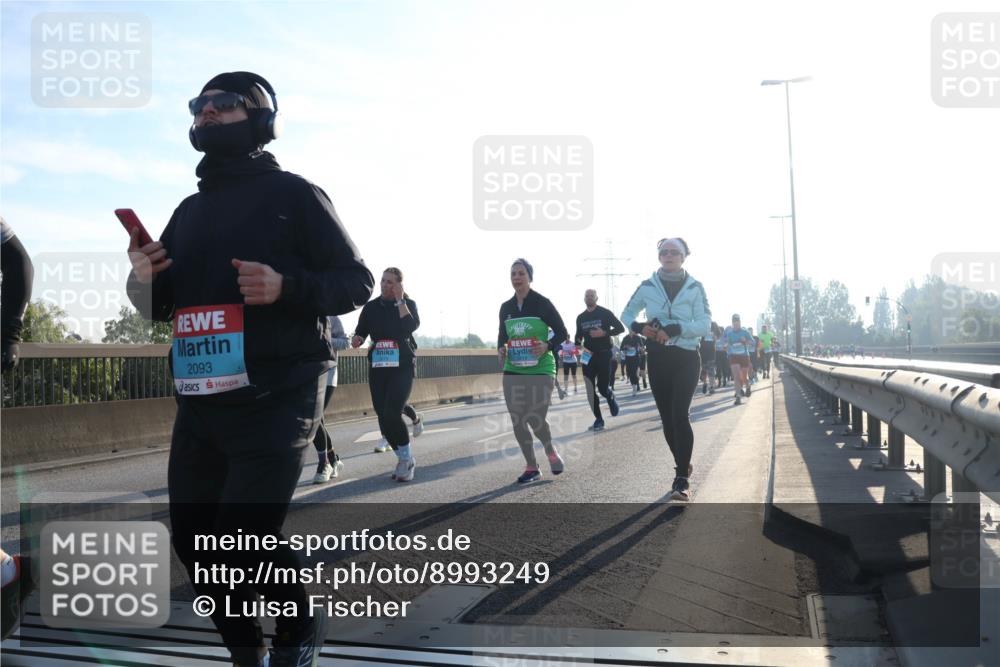 03.10.2025 - Köhlbrandbrückenlauf Luisa Fischer http://msf.ph/oto/8993249 03.10.2025 10:19:17 Position 3 2093, 00, 00 meine-sportfotos.de