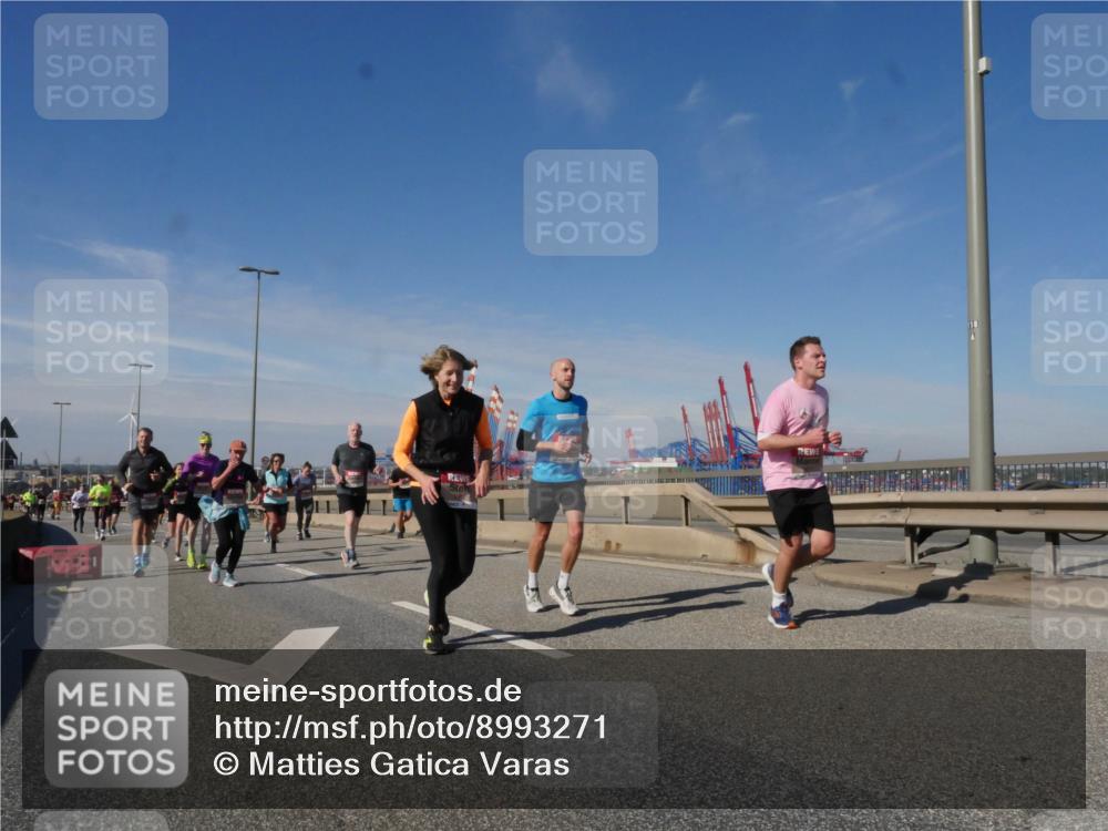 03.10.2025 - Köhlbrandbrückenlauf Matties Gatica Varas http://msf.ph/oto/8993271 03.10.2025 12:45:57 Position 2 118 meine-sportfotos.de