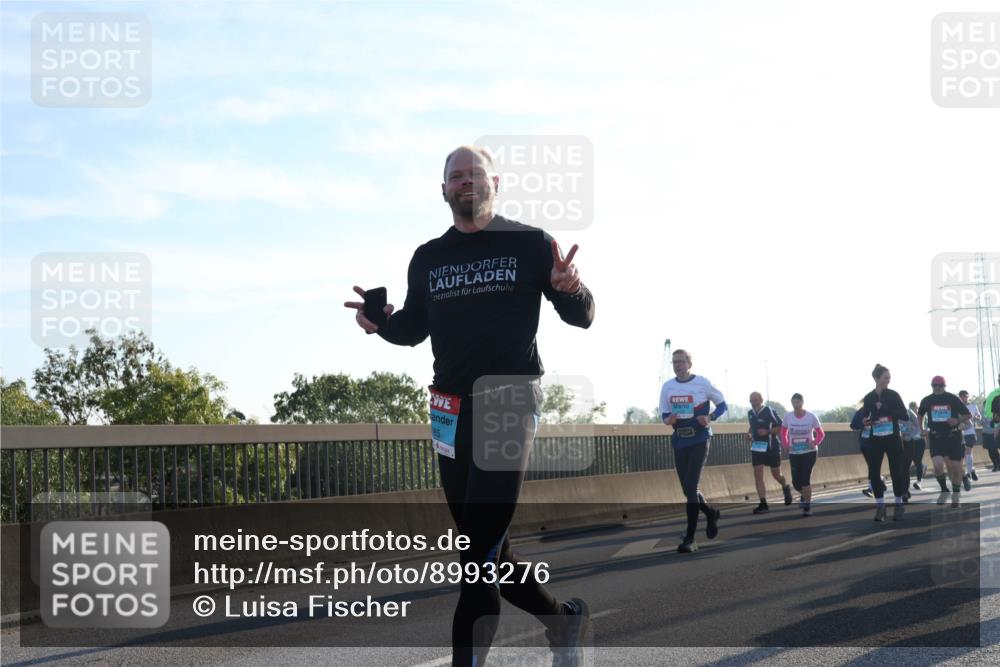 03.10.2025 - Köhlbrandbrückenlauf Luisa Fischer http://msf.ph/oto/8993276 03.10.2025 10:19:20 Position 3  meine-sportfotos.de