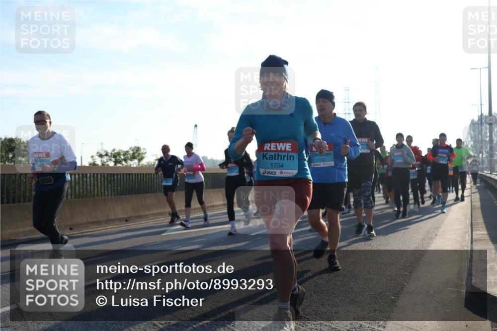 03.10.2025 - Köhlbrandbrückenlauf Luisa Fischer http://msf.ph/oto/8993293 03.10.2025 10:19:21 Position 3 1754, 1752 meine-sportfotos.de
