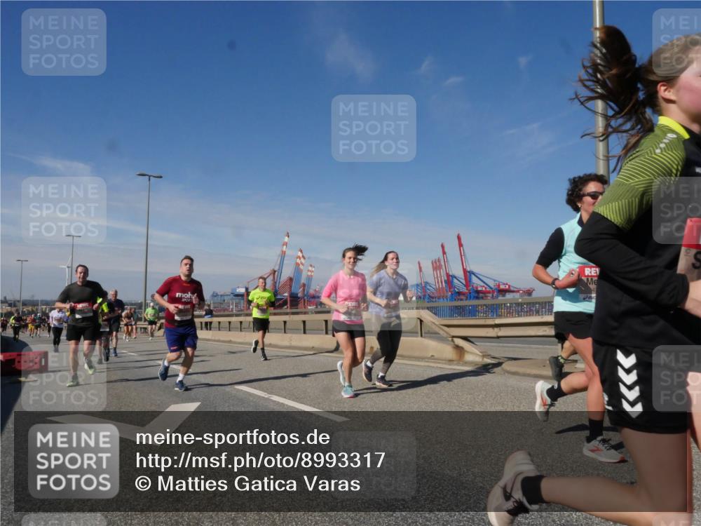 03.10.2025 - Köhlbrandbrückenlauf Matties Gatica Varas http://msf.ph/oto/8993317 03.10.2025 12:46:02 Position 2 41 meine-sportfotos.de