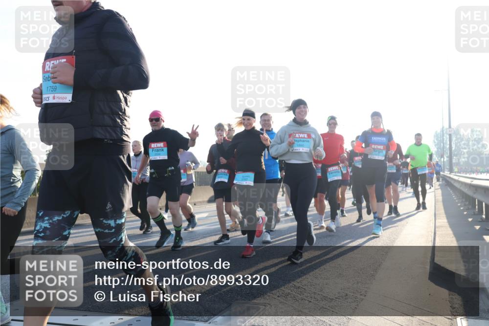 03.10.2025 - Köhlbrandbrückenlauf Luisa Fischer http://msf.ph/oto/8993320 03.10.2025 10:19:24 Position 3 1759, 3783, 1890 meine-sportfotos.de