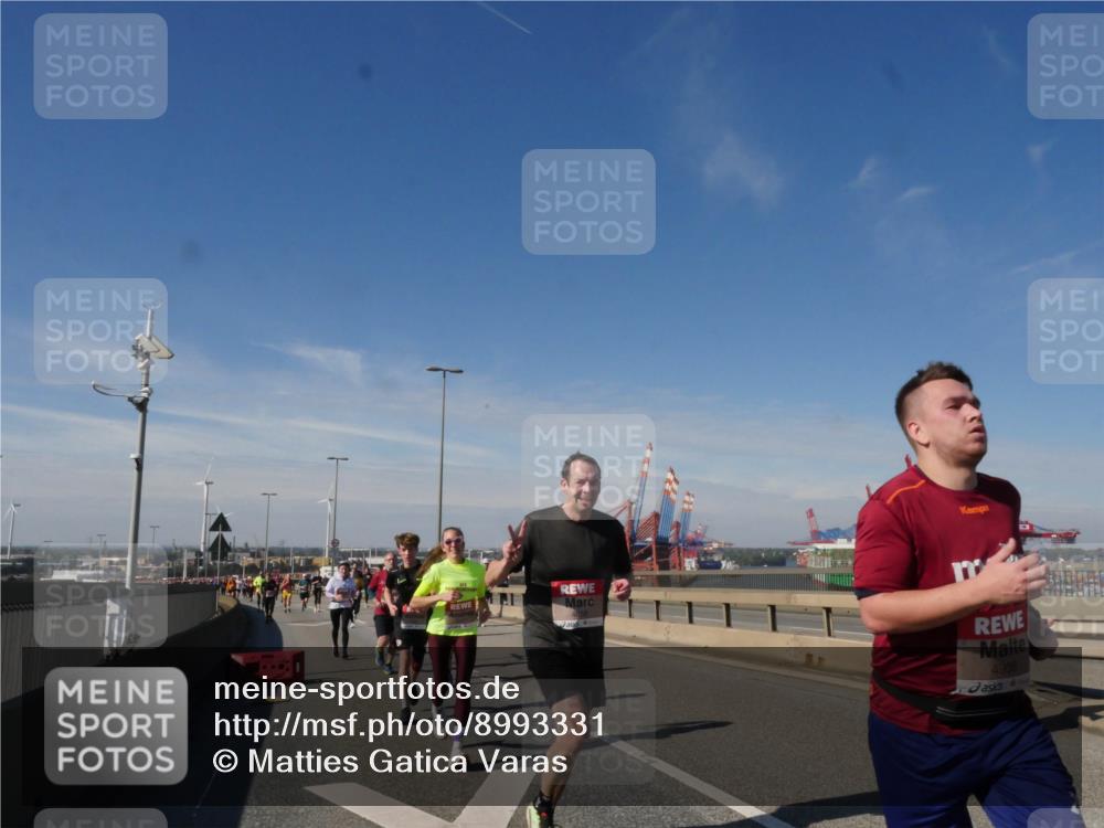 03.10.2025 - Köhlbrandbrückenlauf Matties Gatica Varas http://msf.ph/oto/8993331 03.10.2025 12:46:04 Position 2 4908 meine-sportfotos.de