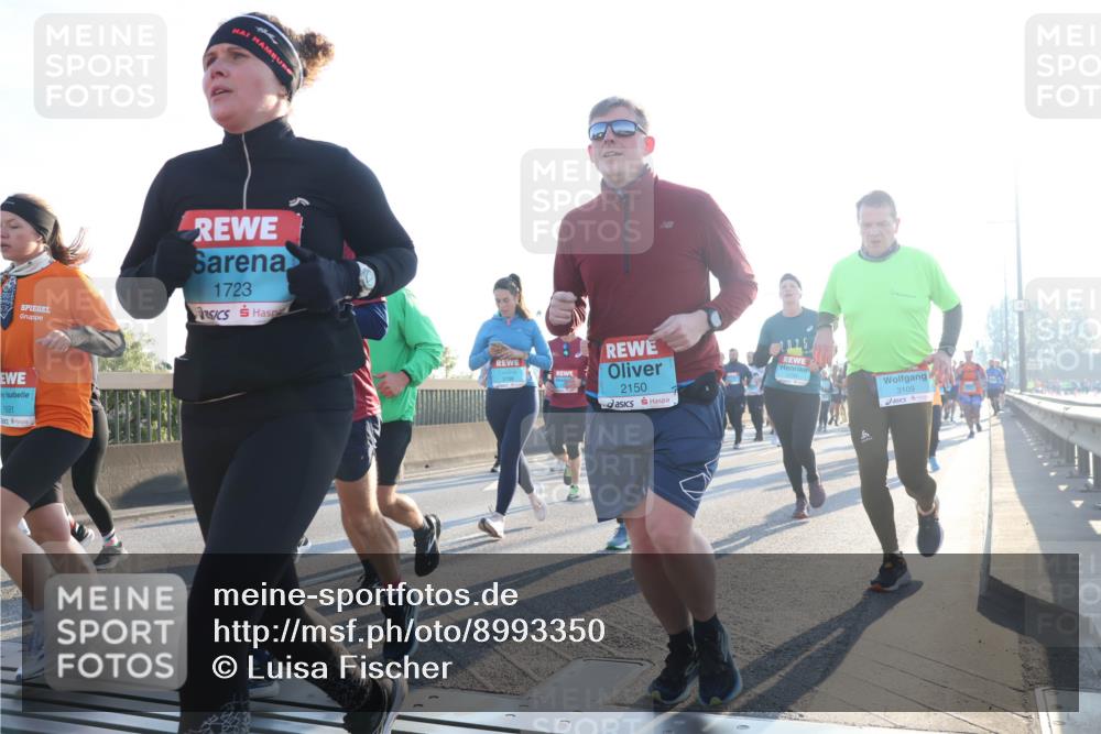 03.10.2025 - Köhlbrandbrückenlauf Luisa Fischer http://msf.ph/oto/8993350 03.10.2025 10:19:27 Position 3 1723, 1691, 2150, 3109 meine-sportfotos.de