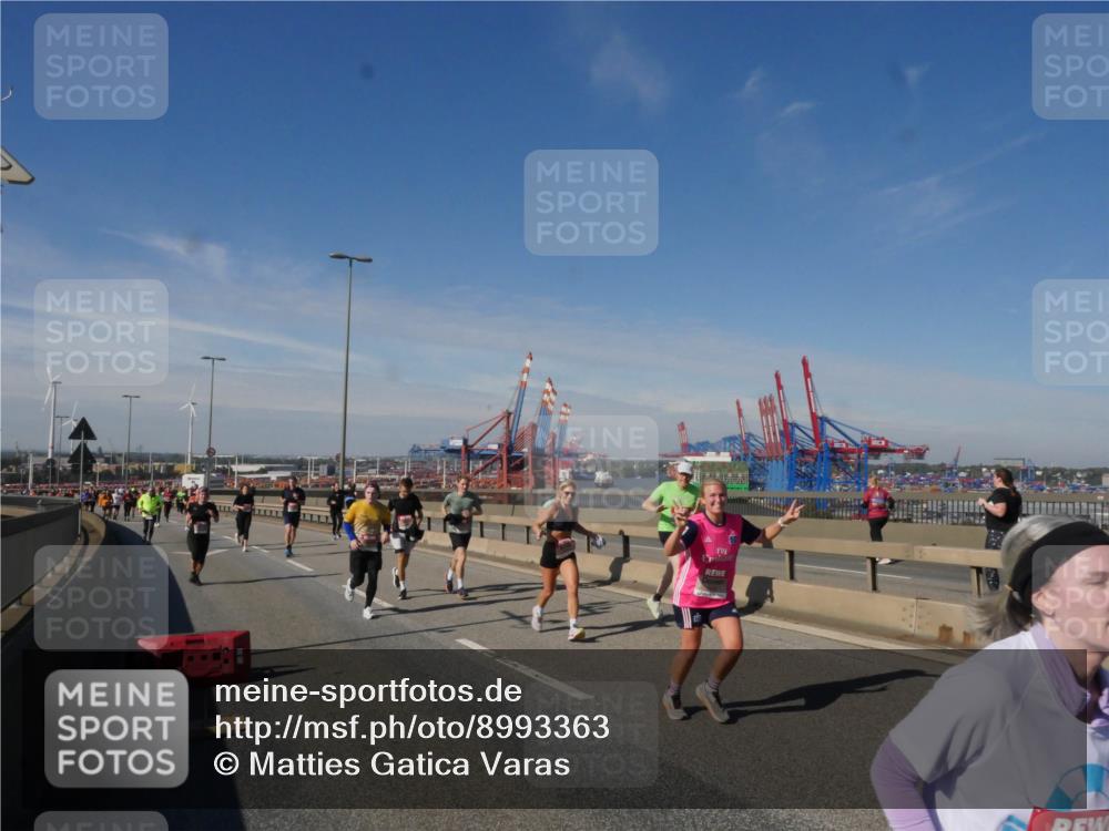 03.10.2025 - Köhlbrandbrückenlauf Matties Gatica Varas http://msf.ph/oto/8993363 03.10.2025 12:46:08 Position 2  meine-sportfotos.de