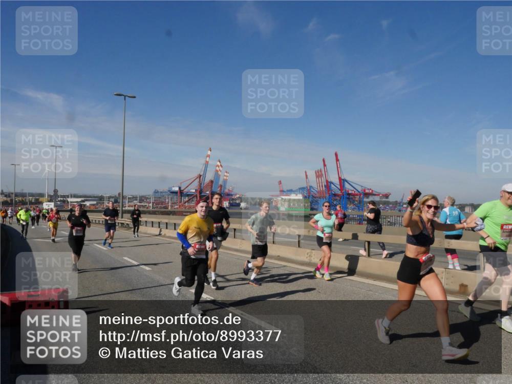 03.10.2025 - Köhlbrandbrückenlauf Matties Gatica Varas http://msf.ph/oto/8993377 03.10.2025 12:46:09 Position 2  meine-sportfotos.de