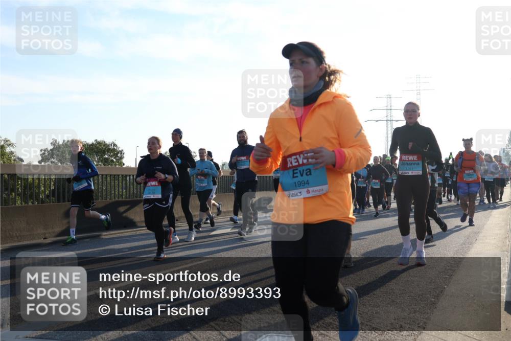 03.10.2025 - Köhlbrandbrückenlauf Luisa Fischer http://msf.ph/oto/8993393 03.10.2025 10:19:30 Position 3 1994, 1761 meine-sportfotos.de