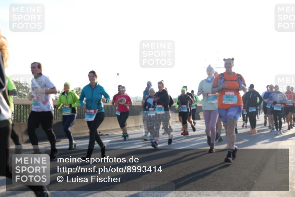 03.10.2025 - Köhlbrandbrückenlauf Luisa Fischer http://msf.ph/oto/8993414 03.10.2025 10:19:32 Position 3  meine-sportfotos.de
