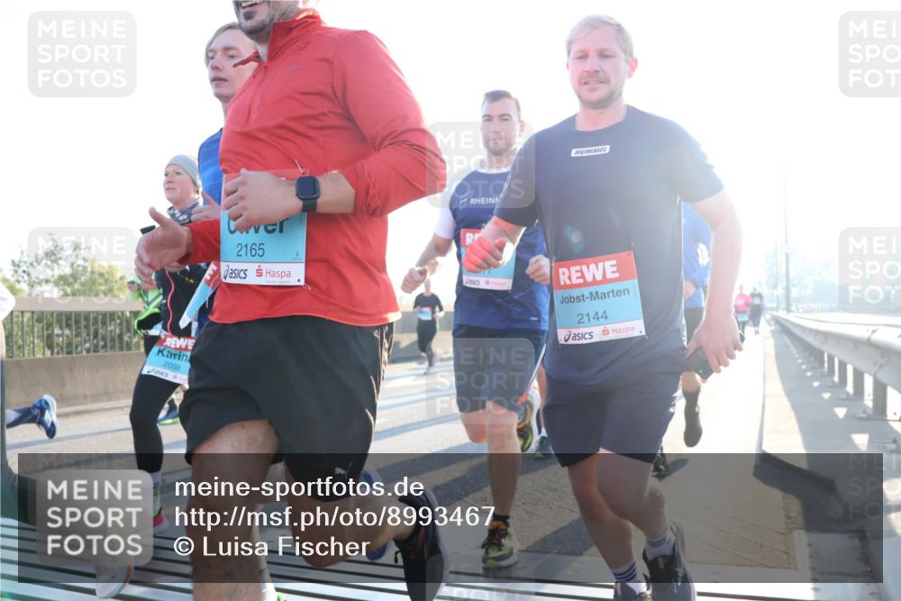 03.10.2025 - Köhlbrandbrückenlauf Luisa Fischer http://msf.ph/oto/8993467 03.10.2025 10:19:38 Position 3 2098, 2165, 2144 meine-sportfotos.de