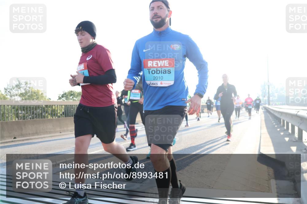 03.10.2025 - Köhlbrandbrückenlauf Luisa Fischer http://msf.ph/oto/8993481 03.10.2025 10:19:39 Position 3 2010 meine-sportfotos.de