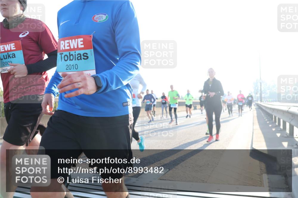 03.10.2025 - Köhlbrandbrückenlauf Luisa Fischer http://msf.ph/oto/8993482 03.10.2025 10:19:39 Position 3 2009, 2010 meine-sportfotos.de