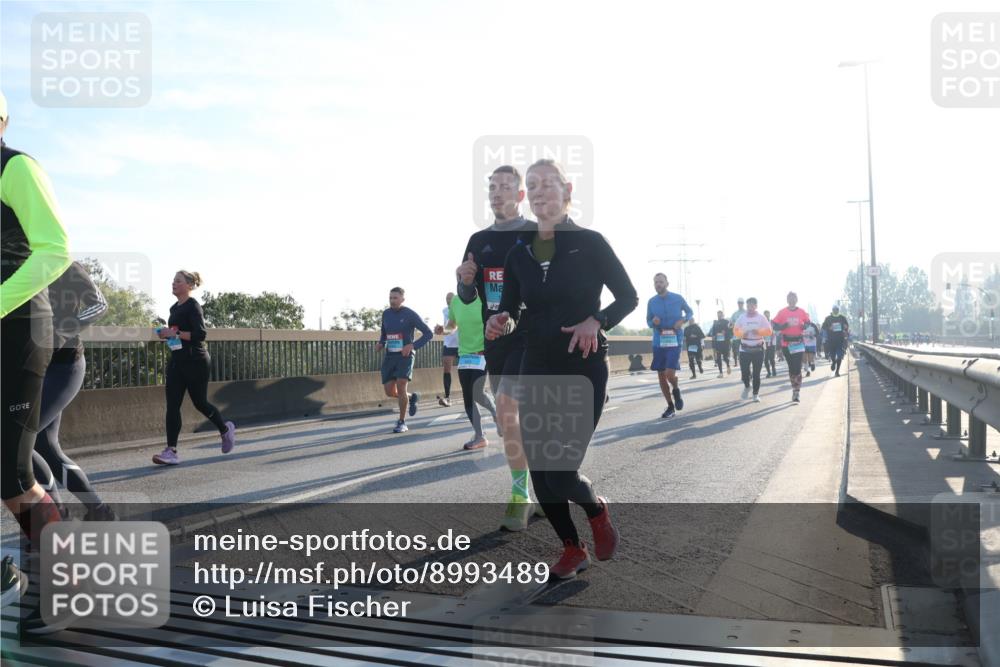 03.10.2025 - Köhlbrandbrückenlauf Luisa Fischer http://msf.ph/oto/8993489 03.10.2025 10:19:40 Position 3 00 meine-sportfotos.de
