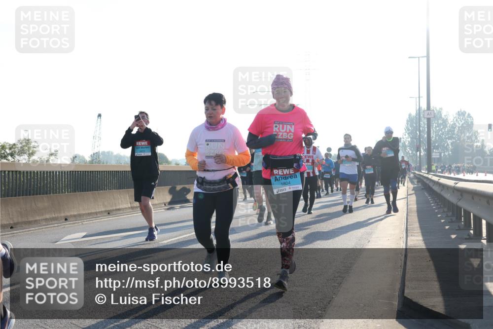 03.10.2025 - Köhlbrandbrückenlauf Luisa Fischer http://msf.ph/oto/8993518 03.10.2025 10:19:43 Position 3 1804 meine-sportfotos.de
