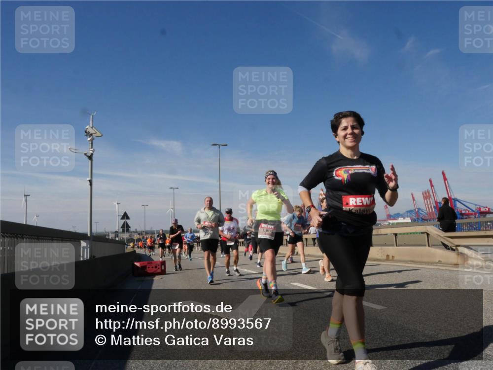 03.10.2025 - Köhlbrandbrückenlauf Matties Gatica Varas http://msf.ph/oto/8993567 03.10.2025 12:46:36 Position 2  meine-sportfotos.de