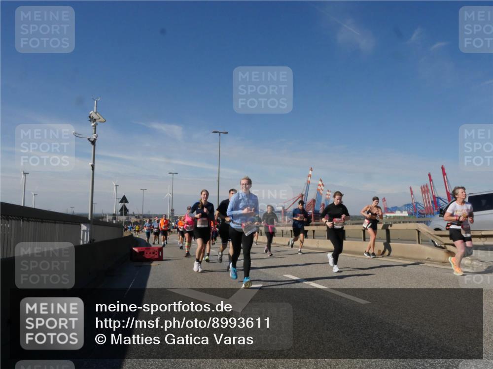 03.10.2025 - Köhlbrandbrückenlauf Matties Gatica Varas http://msf.ph/oto/8993611 03.10.2025 12:46:41 Position 2  meine-sportfotos.de