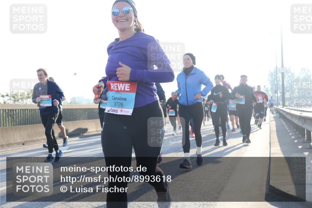 03.10.2025 - Köhlbrandbrückenlauf Luisa Fischer http://msf.ph/oto/8993618 03.10.2025 10:19:52 Position 3 1712, 3726 meine-sportfotos.de