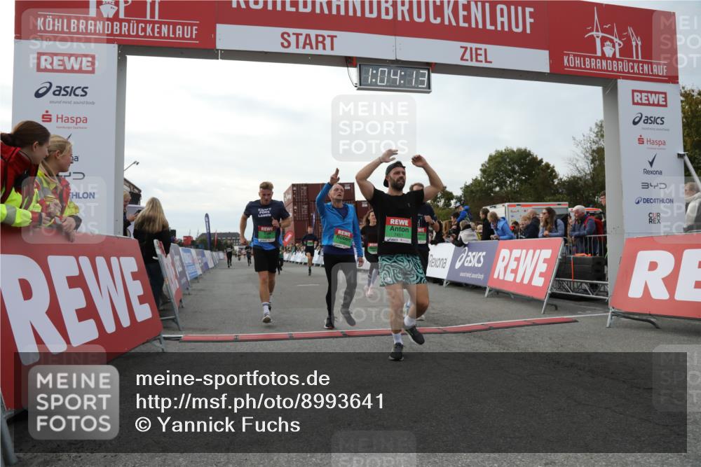 03.10.2025 - Köhlbrandbrückenlauf Yannick Fuchs http://msf.ph/oto/8993641 03.10.2025 16:04:11 Ziel 7297, 7392, 7451, 7466, 7599, 7611, 7798, 8082, 9010, 9149, 9306, 9377, 9562, 9618 meine-sportfotos.de