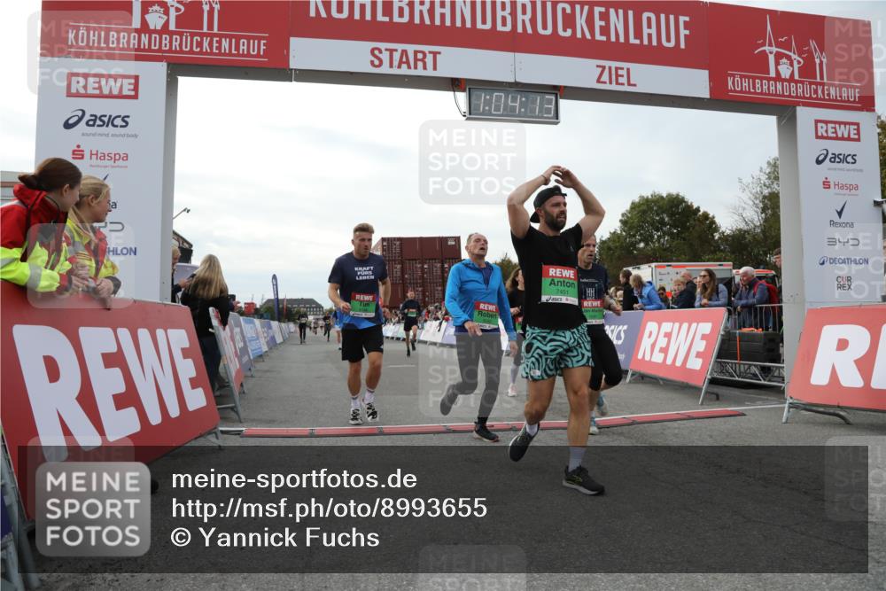 03.10.2025 - Köhlbrandbrückenlauf Yannick Fuchs http://msf.ph/oto/8993655 03.10.2025 16:04:11 Ziel 7297, 7392, 7451, 7466, 7599, 7611, 7798, 8082, 9010, 9149, 9306, 9377, 9562, 9618 meine-sportfotos.de
