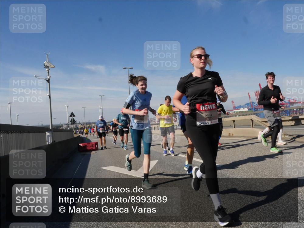 03.10.2025 - Köhlbrandbrückenlauf Matties Gatica Varas http://msf.ph/oto/8993689 03.10.2025 12:46:50 Position 2 9, 6725 meine-sportfotos.de