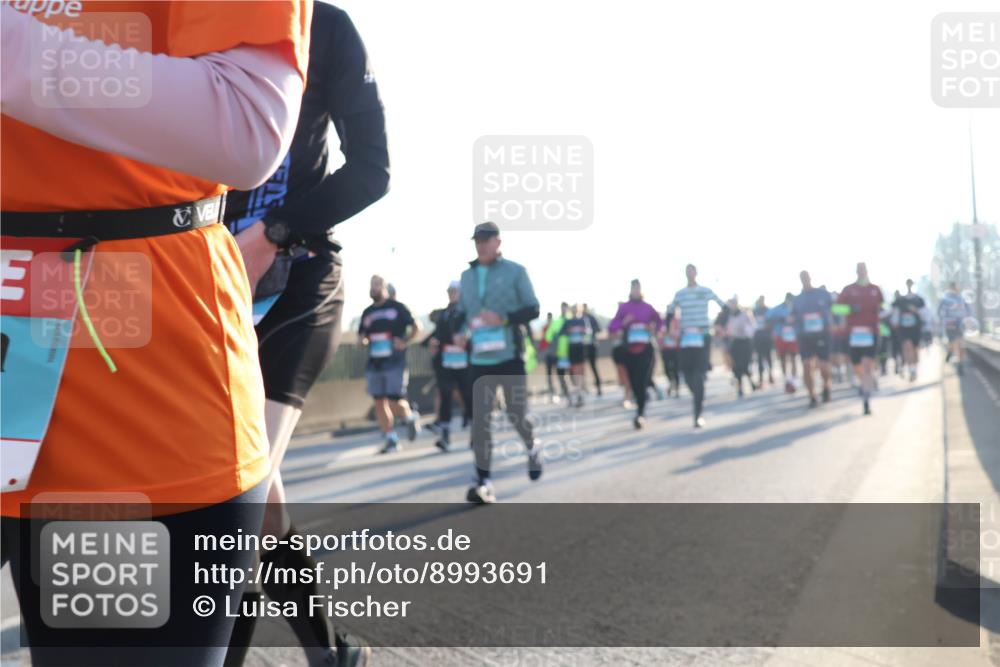 03.10.2025 - Köhlbrandbrückenlauf Luisa Fischer http://msf.ph/oto/8993691 03.10.2025 10:20:00 Position 3  meine-sportfotos.de