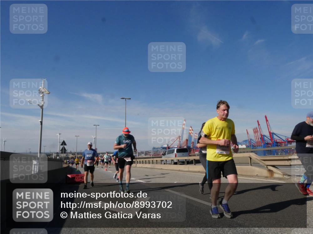 03.10.2025 - Köhlbrandbrückenlauf Matties Gatica Varas http://msf.ph/oto/8993702 03.10.2025 12:46:51 Position 2  meine-sportfotos.de