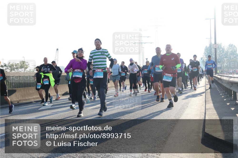 03.10.2025 - Köhlbrandbrückenlauf Luisa Fischer http://msf.ph/oto/8993715 03.10.2025 10:20:02 Position 3 3617, 1 meine-sportfotos.de