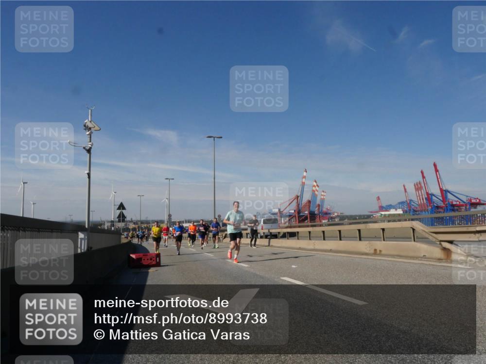 03.10.2025 - Köhlbrandbrückenlauf Matties Gatica Varas http://msf.ph/oto/8993738 03.10.2025 12:46:56 Position 2  meine-sportfotos.de