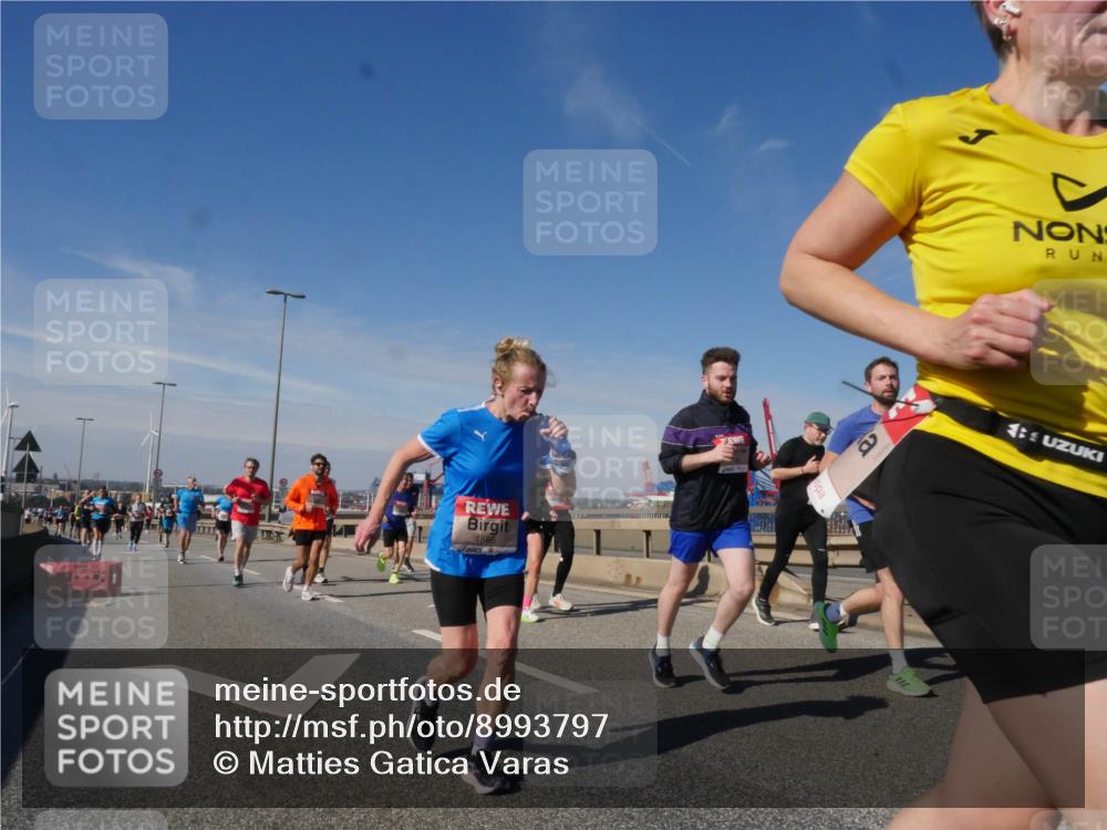 03.10.2025 - Köhlbrandbrückenlauf Matties Gatica Varas http://msf.ph/oto/8993797 03.10.2025 12:47:02 Position 2 1111, 4685 meine-sportfotos.de