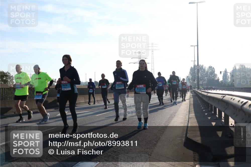 03.10.2025 - Köhlbrandbrückenlauf Luisa Fischer http://msf.ph/oto/8993811 03.10.2025 10:20:23 Position 3 2118 meine-sportfotos.de