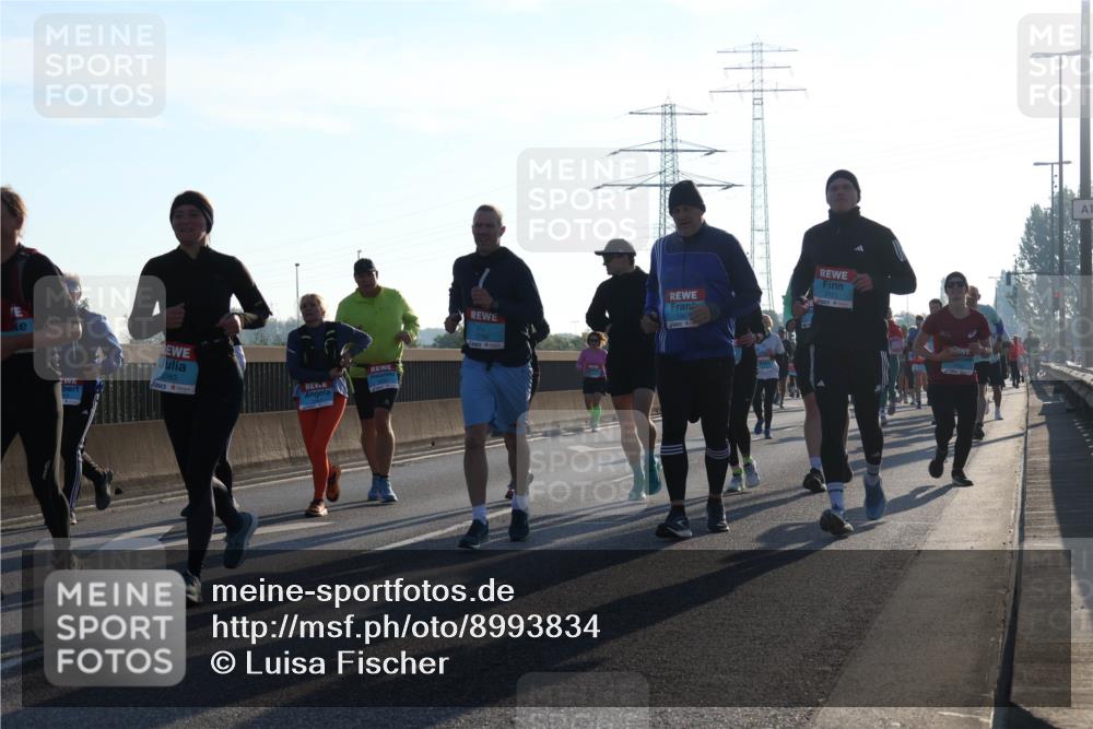 03.10.2025 - Köhlbrandbrückenlauf Luisa Fischer http://msf.ph/oto/8993834 03.10.2025 10:20:25 Position 3 3383, 2151 meine-sportfotos.de