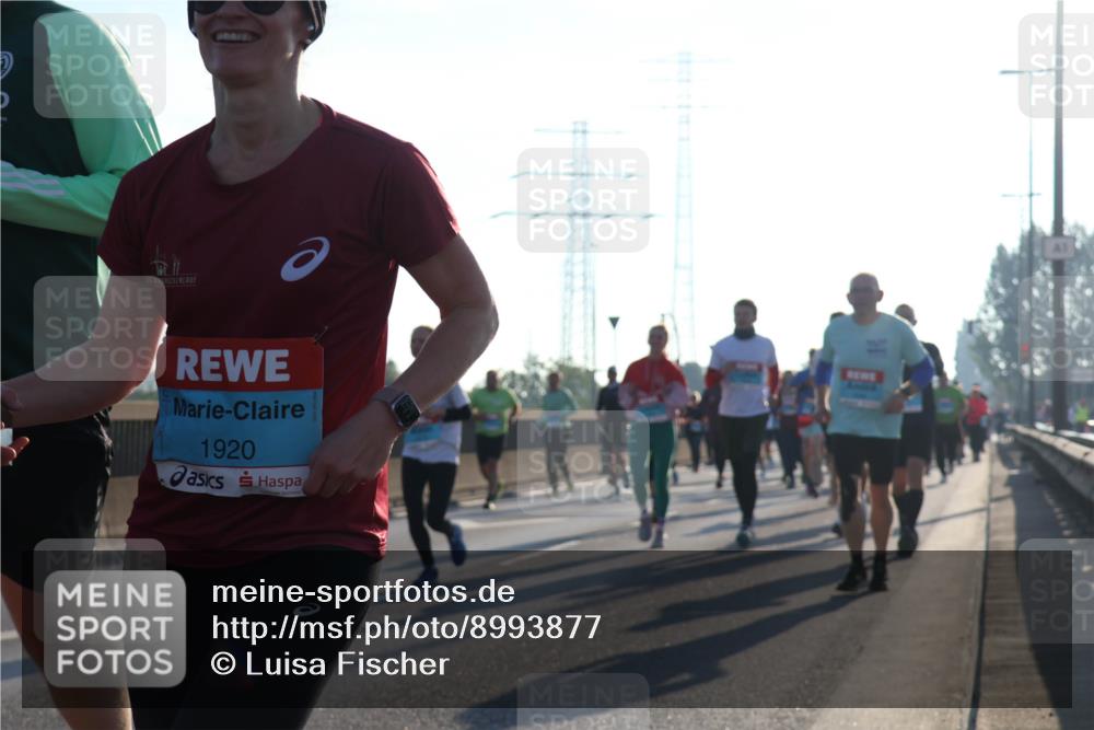 03.10.2025 - Köhlbrandbrückenlauf Luisa Fischer http://msf.ph/oto/8993877 03.10.2025 10:20:29 Position 3 1920 meine-sportfotos.de