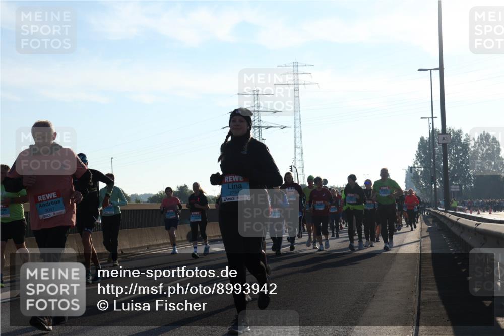 03.10.2025 - Köhlbrandbrückenlauf Luisa Fischer http://msf.ph/oto/8993942 03.10.2025 10:20:35 Position 3 3097, 2234, 1 meine-sportfotos.de