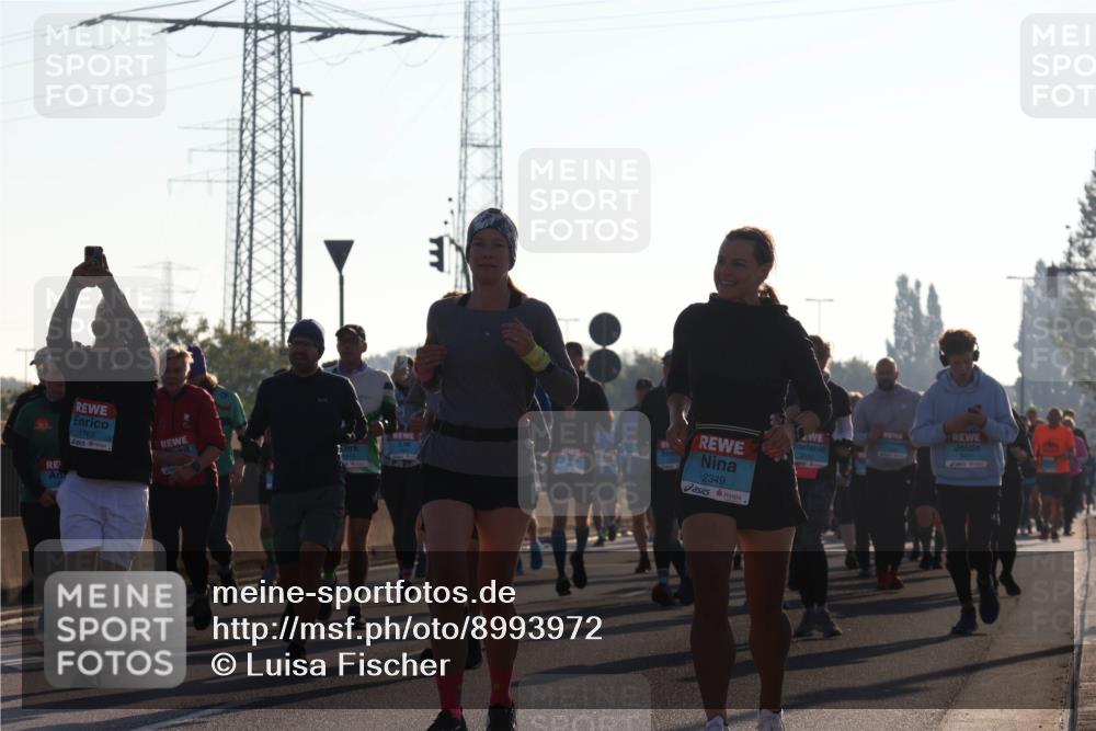 03.10.2025 - Köhlbrandbrückenlauf Luisa Fischer http://msf.ph/oto/8993972 03.10.2025 10:21:14 Position 3 1763, 2349 meine-sportfotos.de