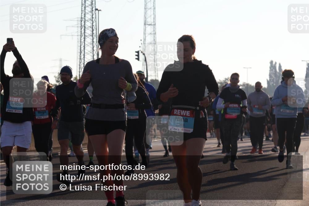 03.10.2025 - Köhlbrandbrückenlauf Luisa Fischer http://msf.ph/oto/8993982 03.10.2025 10:21:15 Position 3 1763, 2349 meine-sportfotos.de