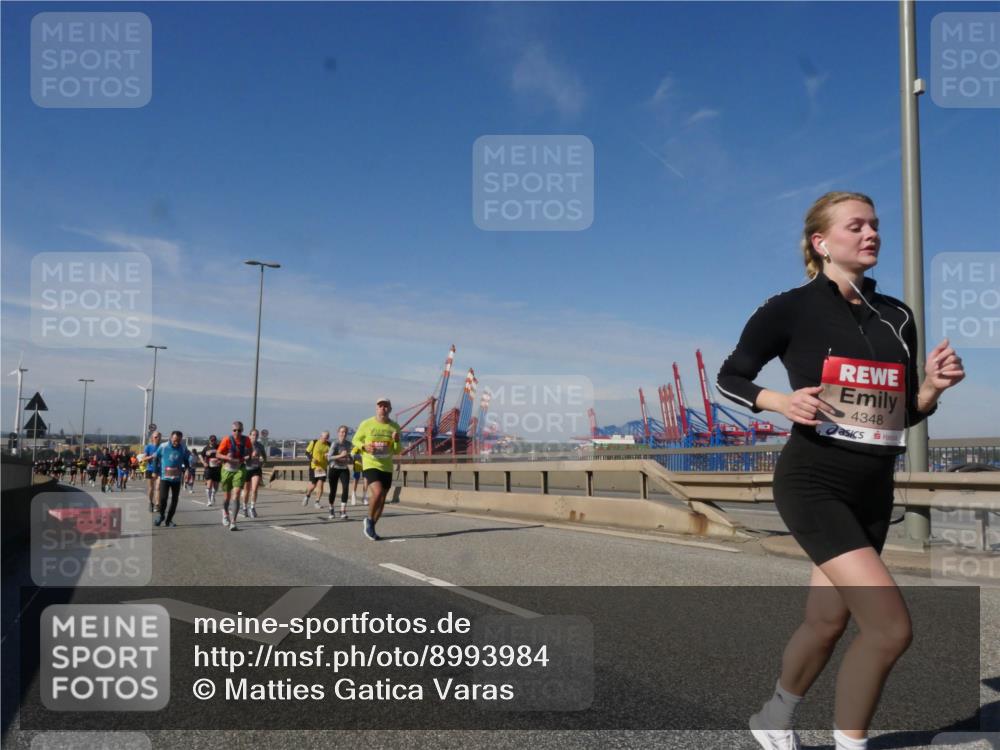 03.10.2025 - Köhlbrandbrückenlauf Matties Gatica Varas http://msf.ph/oto/8993984 03.10.2025 12:47:25 Position 2 4348 meine-sportfotos.de