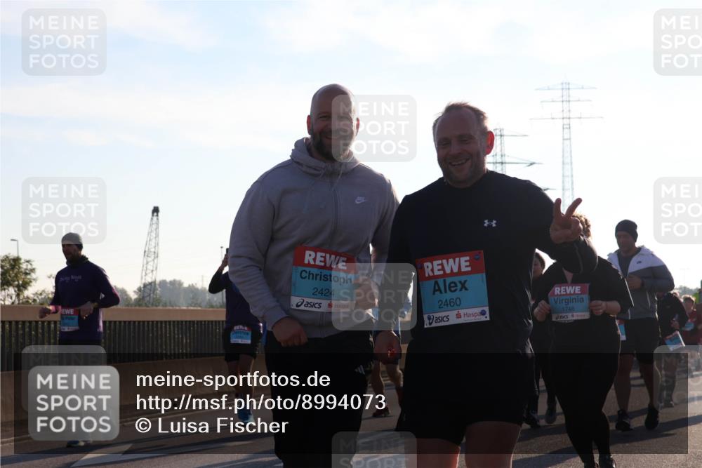 03.10.2025 - Köhlbrandbrückenlauf Luisa Fischer http://msf.ph/oto/8994073 03.10.2025 10:21:25 Position 3 2424, 2460, 1748 meine-sportfotos.de
