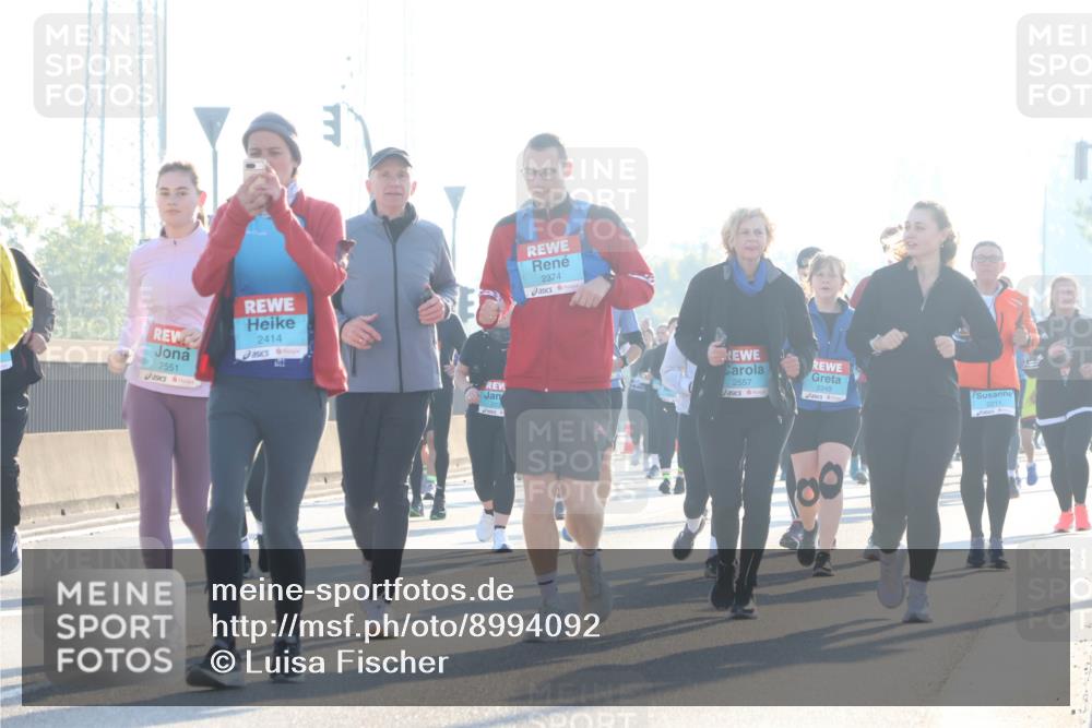 03.10.2025 - Köhlbrandbrückenlauf Luisa Fischer http://msf.ph/oto/8994092 03.10.2025 10:23:17 Position 3 2551, 2414, 2374, 2557, 2249, 2211 meine-sportfotos.de