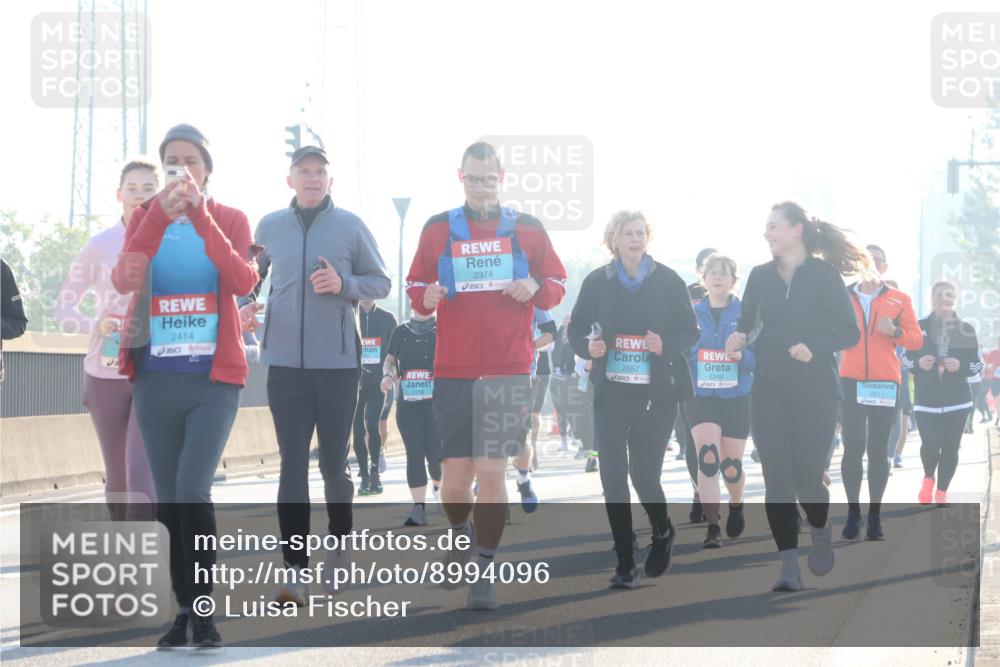 03.10.2025 - Köhlbrandbrückenlauf Luisa Fischer http://msf.ph/oto/8994096 03.10.2025 10:23:17 Position 3 2414, 2374, 2249, 2557, 2211 meine-sportfotos.de